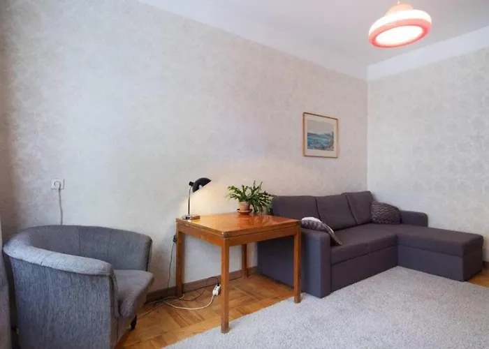 Center Huge 3-bedroom * Reval